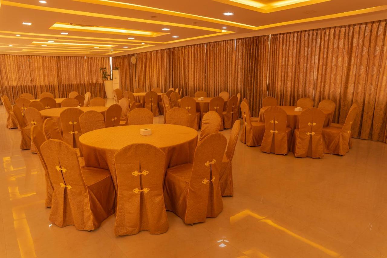 Hotel Harrison Palace Biratnagar Exterior foto