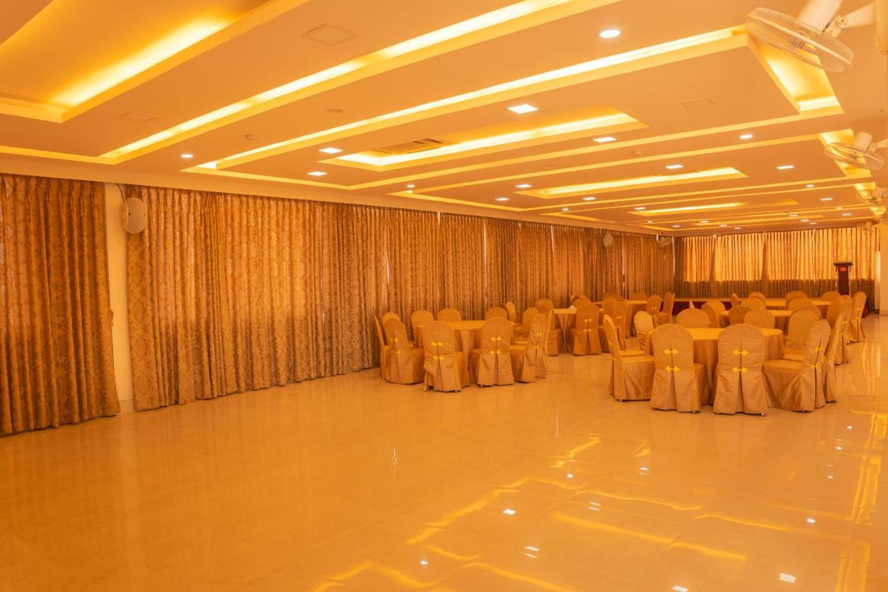 Hotel Harrison Palace Biratnagar Exterior foto